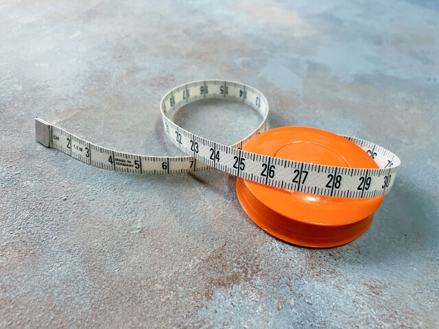 軽いレンガタイルの取り付け方【壁・床・アクセント部分】