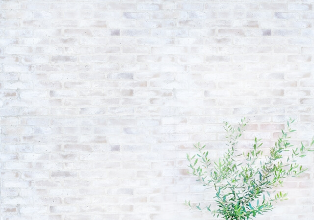 接着剤不要！簡単施工の軽いレンガ素材とは？