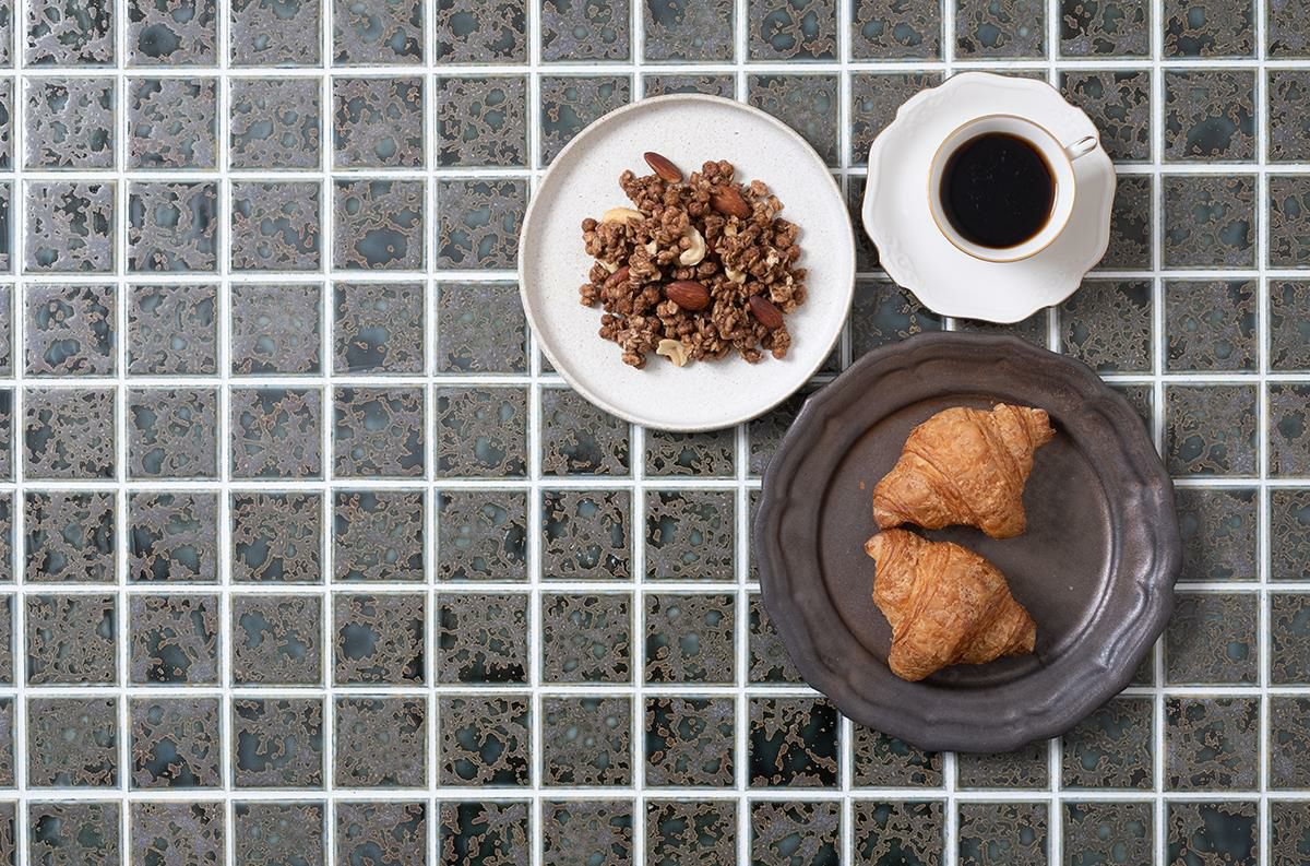 47mm角モザイクタイルシート 窯変シリーズ 全8色 レトロでおしゃれな